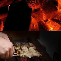 炭火の香ばしい薫りと静寂が調和する。大人の特等席◎