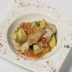 タコ、エビ、アボカドのセビーチェ　ゆず胡椒風味