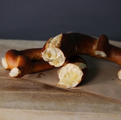 ドイツ産バタープレッツェル