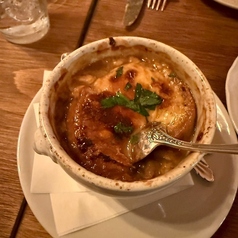 飴色玉ねぎのオニオングラタンスープ