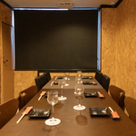 【テーブル席】グループ宴会や団体様の食事にぴったり。コースやクーポンページから24時間NET予約OK!