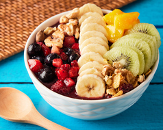 【人気No1】超豪華！フルーツ全種盛りの贅沢アサイーボウル Luxurious Acai Bowl with All Kinds of Fruits