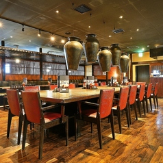 【宴会最大55名様まで】打ち上げ、同窓会などにおすすめの広々としたお席となっております。豊富な飲み放題付きコースはご予算に合わせてお選びいただけます♪