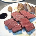 料理メニュー写真&nbsp;黒毛和牛A5ランクの炭火焼き