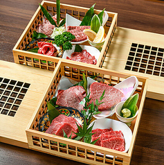 《 2日前までに要予約 》松阪牛・黒毛和牛 至高の8種盛り