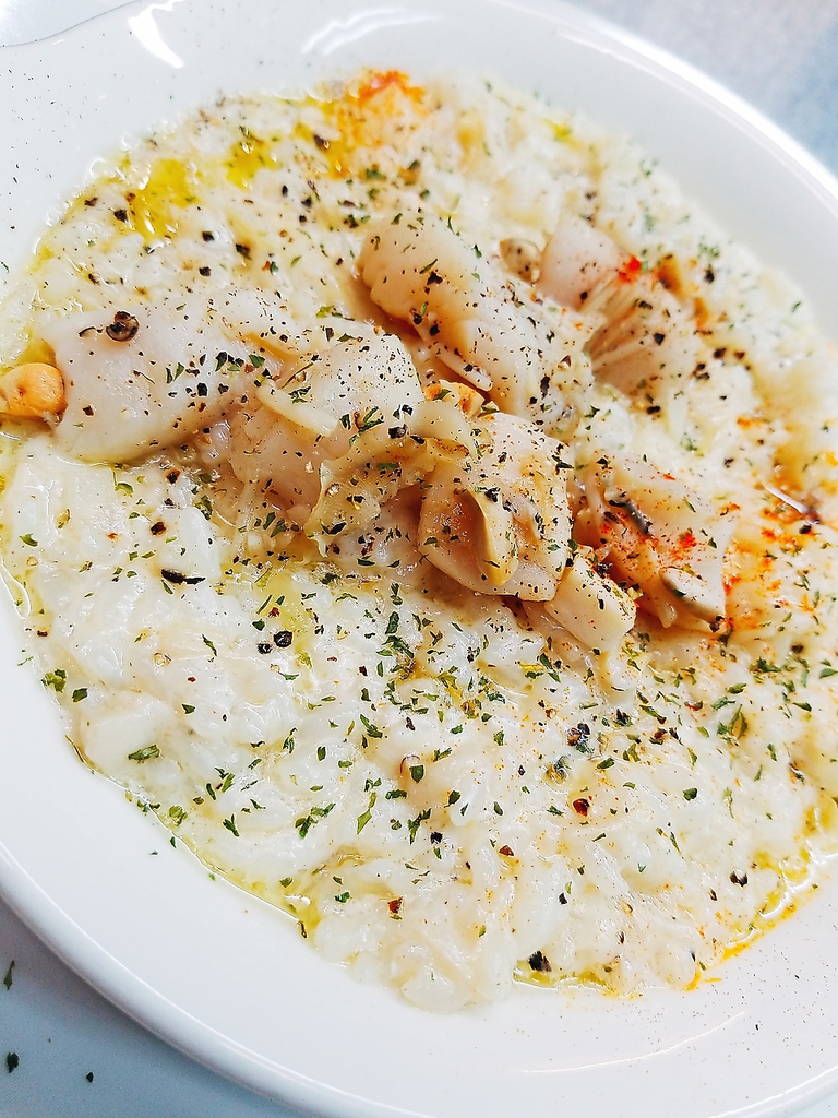 おススメメニューも四季折々の食材を使って新作料理として随時更新しております。