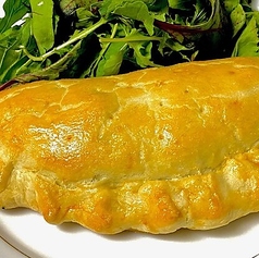 ビーフパスティ(牛肉と野菜のパイ)