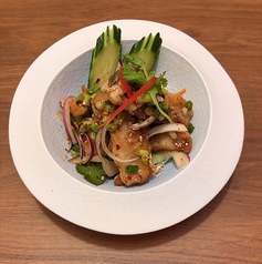 ムーナムトック(豚肉のハーブスパイシー和え)