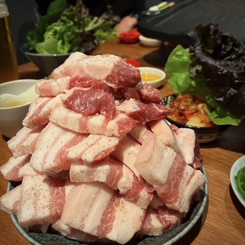 めちゃ旨サムギョプサル★深夜営業あり◎