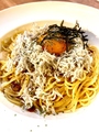 料理メニュー写真&nbsp;たっぷりしらすのペペロンチーノ