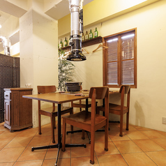 【記念日や誕生日に♪】特別なシーンにぴったりなテーブル席。思い出に残るひと時をお過ごしいただけます！！