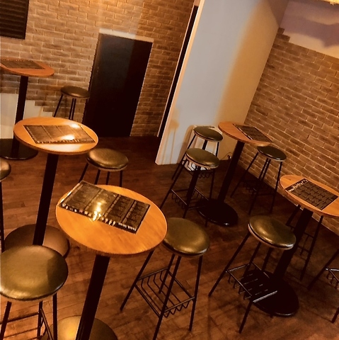 cafe & bar Flip Flop tbv tbv