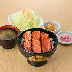 みそひれかつ丼