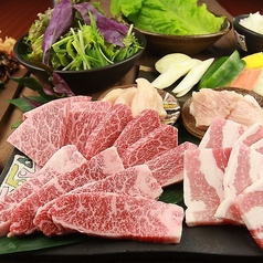 牛と豚の食べ比べ！