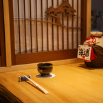 カウンター席だからこその楽しみ方もありますよ！大将との何気ない会話もお楽しみいただけます。