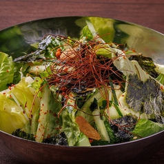 スパイシーチョレギサラダ