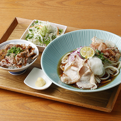 炙りしゃぶ肉とすだちおろしうどん または そば ＆選べるミニ丼