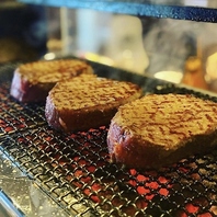 全国各地の肉好きが殺到するお店。それが『肉山』