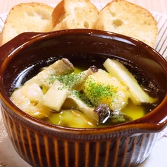 海老とキノコのアヒージョ