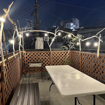 LOCAL KITCHEN Daffy s ローカル キッチン ダフィーズの雰囲気1