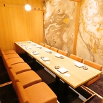 店内には大小様々な完全個室のお席を多数ご用意しております。