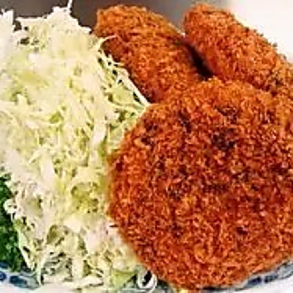 魚の揚げ物はジューシーさと海鮮の甘みが相まって絶品の美味しさ◎