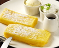 料理メニュー写真&nbsp;プリンのようなフワフワ食感が魅力の『プレミアムフレンチトースト』