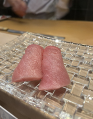 中トロのにぎり