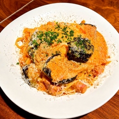 茄子とベーコンのトマトクリームパスタ