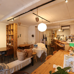 Cafe＆BAR LOZERの特集写真