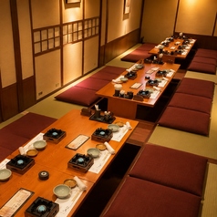 【大人数のご宴会におすすめ】5~8名様の個室が3部屋。つなげて最大24名様でご利用いただけます。
