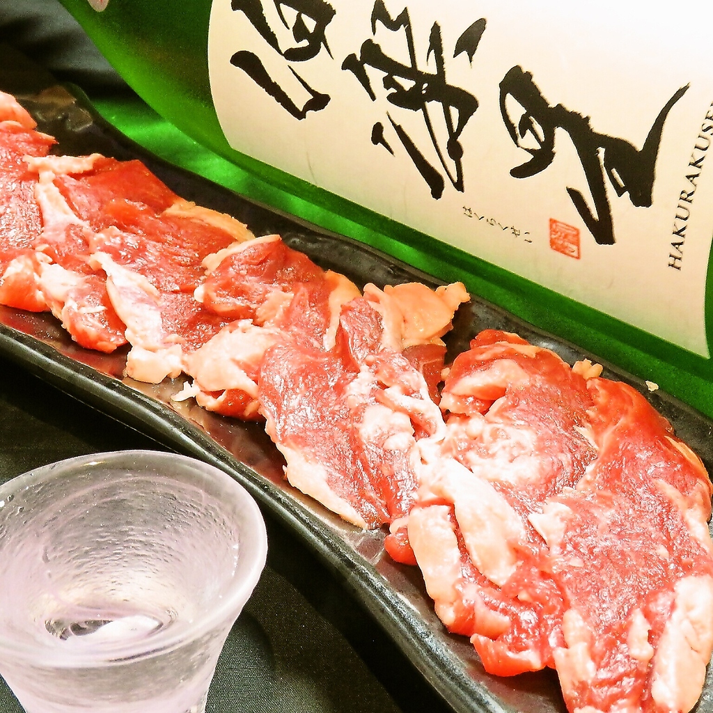 ささがわと言えばやっぱりお肉！焼肉セットは大人気！肉の旨味を存分に味わってください♪