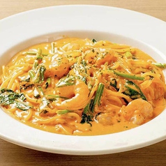 エビとほうれん草のトマトクリームスパゲティ