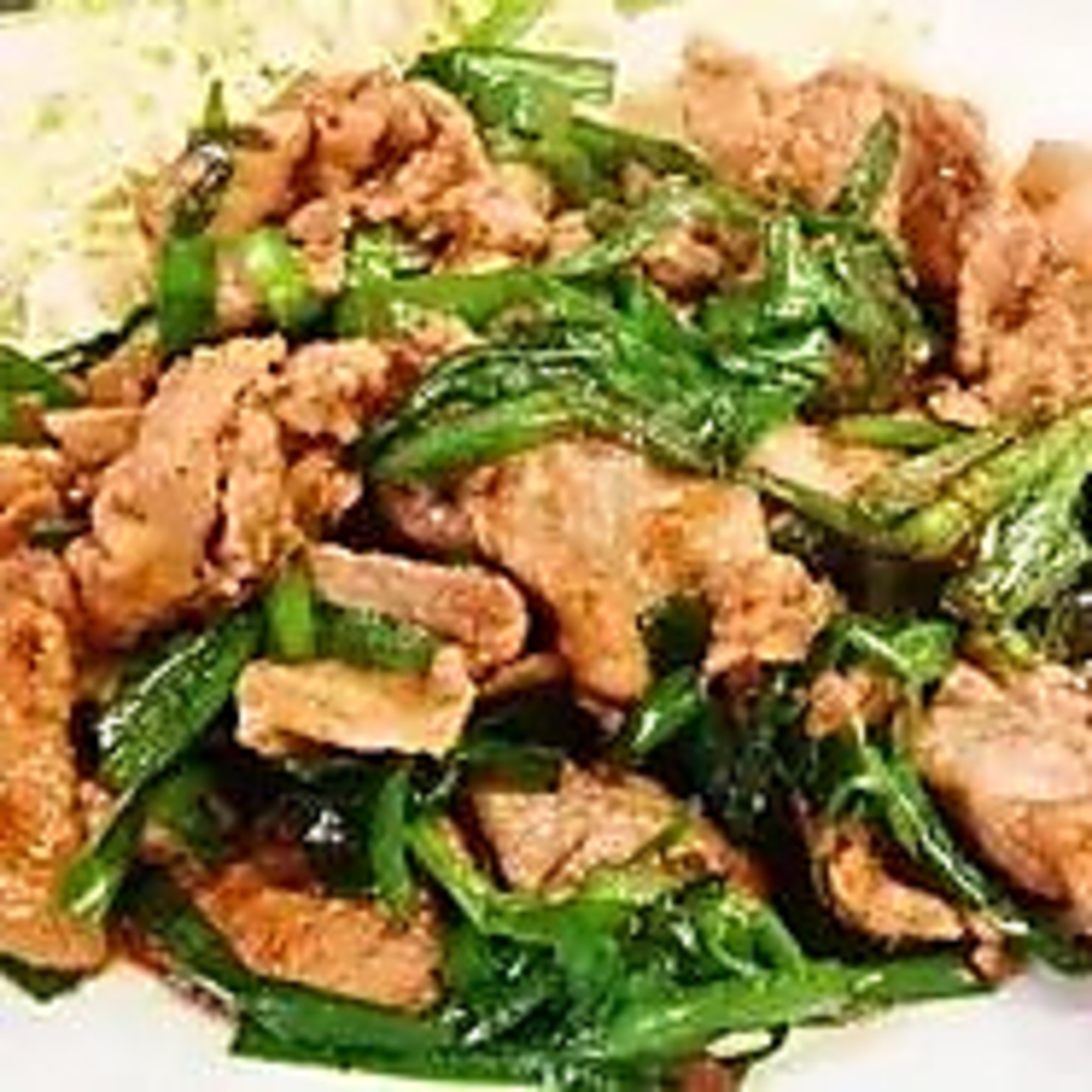 もちろんレバニラなどの海鮮料理以外もご用意あり◎きっと好きな料理が見つかるはず！
