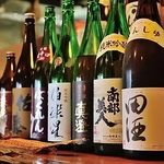 種類豊富なお酒をご用意しております！厳選した日本酒、本格焼酎を料理と一緒にお楽しみください。