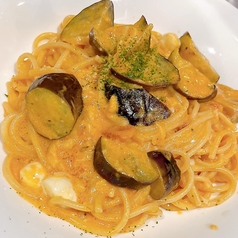 茄子とモッツァレラのトマトクリームパスタ