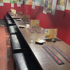 20名様も仕切り無しで同じテーブルにお座りいただけます♪