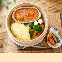 せいろ蒸し薬膳カレーの写真