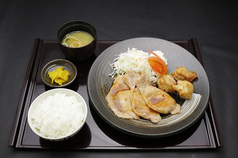 生姜焼き＆から揚げ ミックス定食(ご飯・味噌汁・漬物付き)