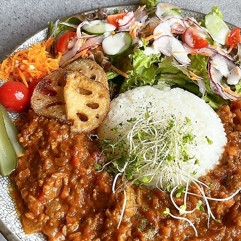 徳島/沖洲/カフェ/ランチプレート/唐揚げ/スイーツ/ランチ/ヘルシー/創作料理/女子会