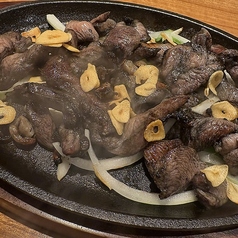 種鶏もも肉の炭火焼