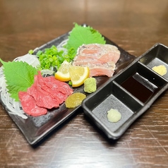 肉刺し2種盛り合わせ