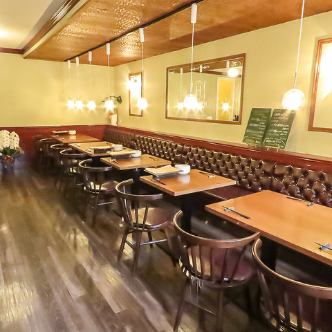 rXg  AbV Bistro Le H