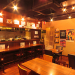 貸切12名様より受付中！昼も夜も大歓迎◎暖かみのある店内は中規模の宴会、貸切にピッタリの場所！