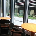 POINT ET LIGNE ポワン エ リーニュ 東京ミッドタウン八重洲店の雰囲気1