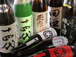 常連のお客様にも毎回楽しんでいただけるように店長オススメ季節の日本酒を取り揃えております！