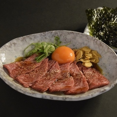 《幻の生ハラミ》は新鮮だからこそご提供できる一皿