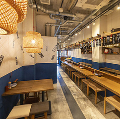 【1階フロア】奥側に3テーブルございます