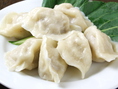 水餃子は、もっちり皮が人気です