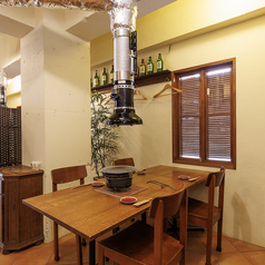 【気の合う仲間との食事に最適】地元の友達との食事に◎ こだわりの焼肉を囲んでワイワイお楽しみください!!